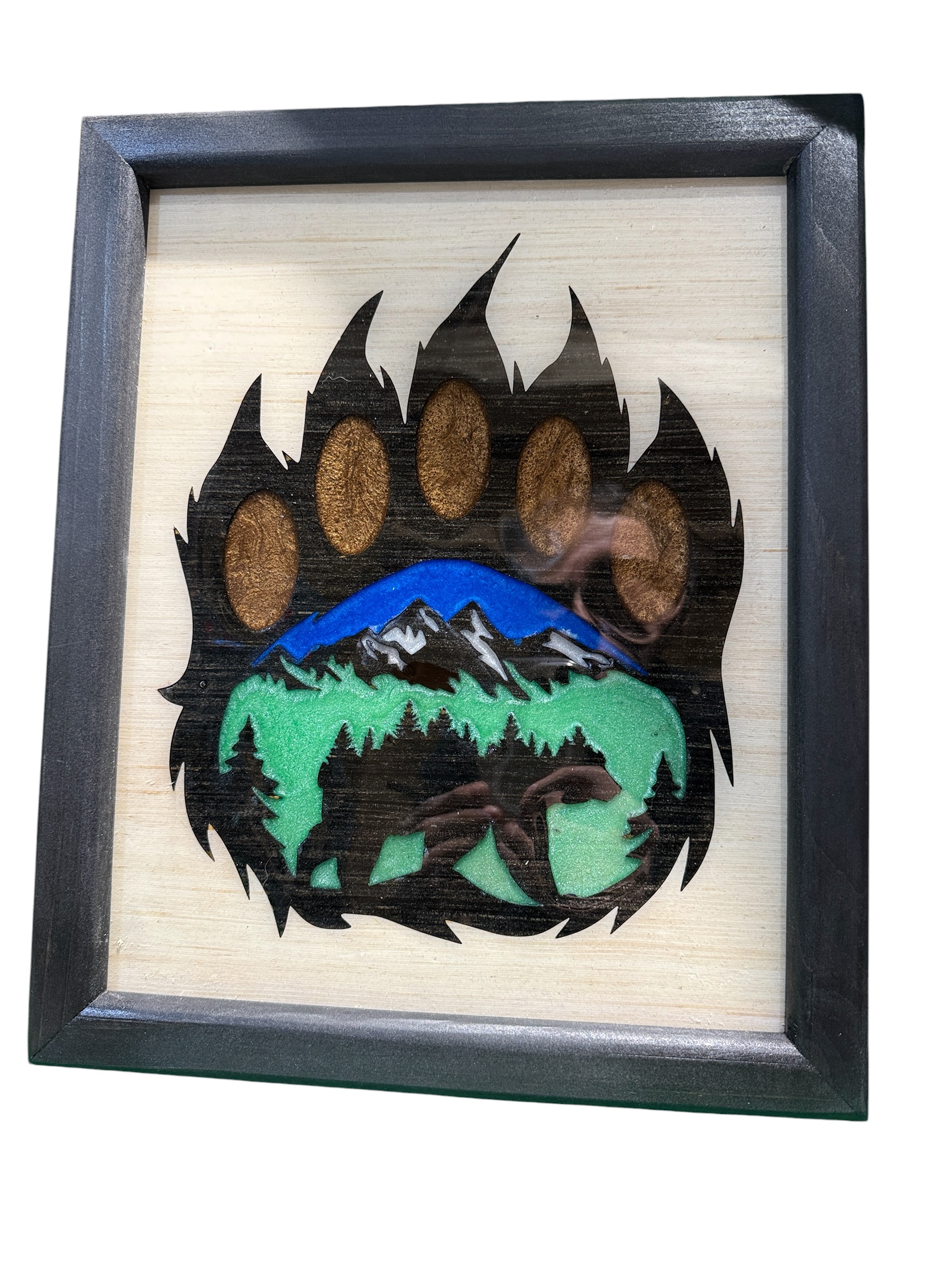 Trail Marker - Bear Paw Scene