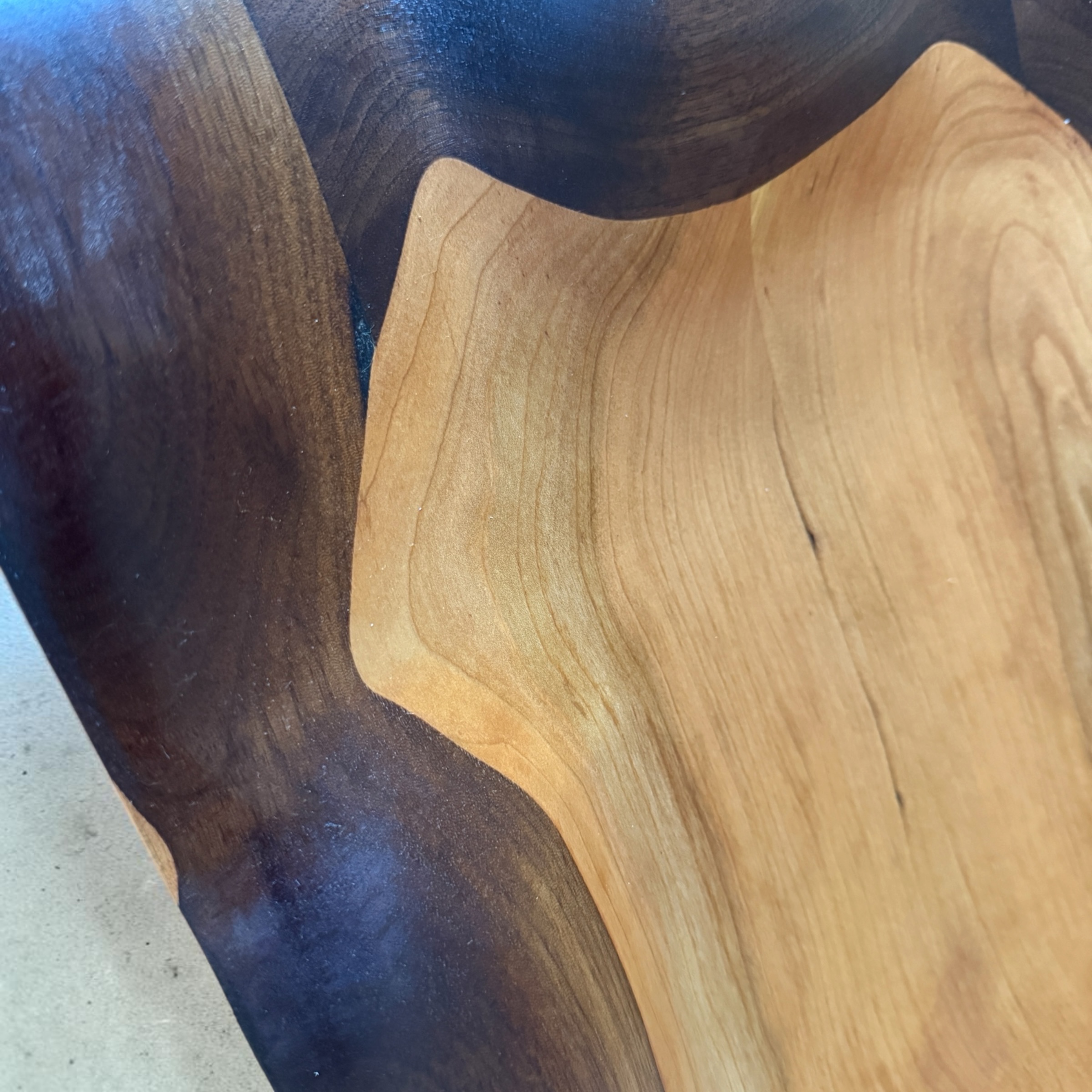 Hand-Carved Two-Tone Hardwood Platter - Image 2